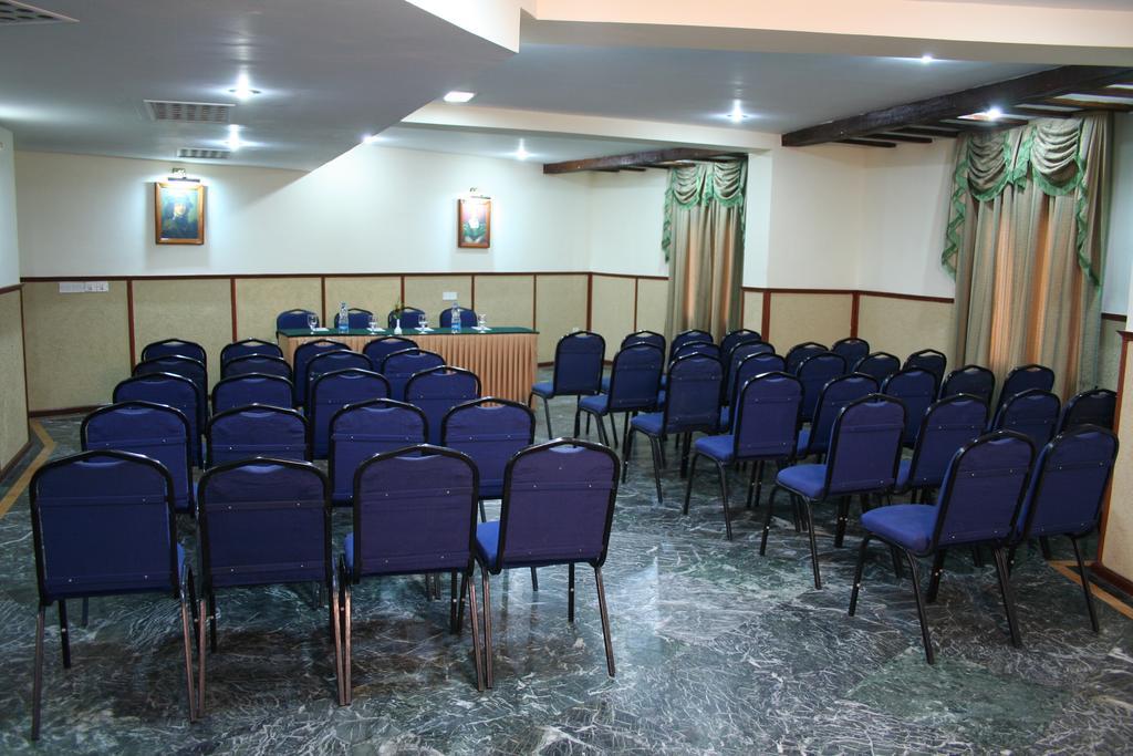 Best Western Amrutha Castle Haidarábád Kültér fotó