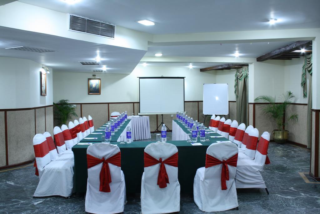 Best Western Amrutha Castle Haidarábád Kültér fotó